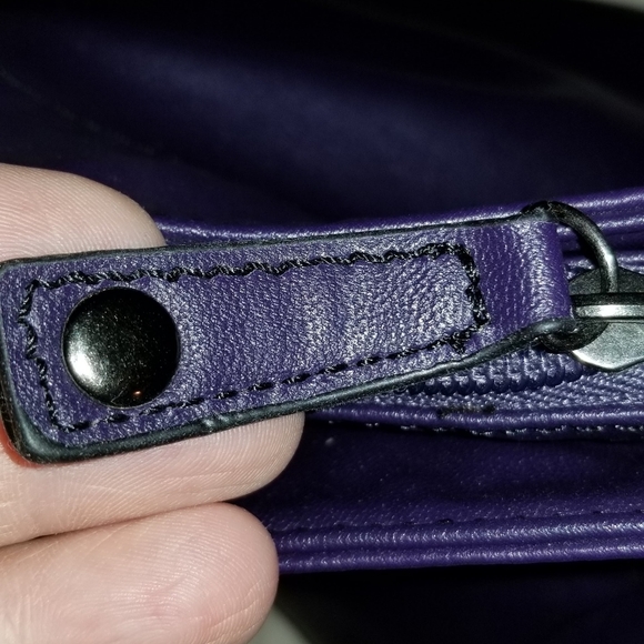 NINE WEST - Picture 2 of 7